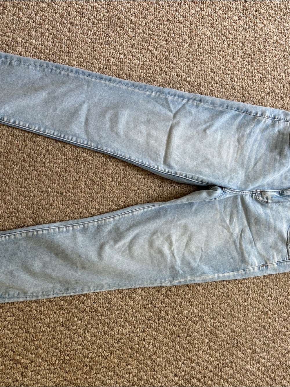 American Eagle Outfitters Light Blue Skinny Jeans